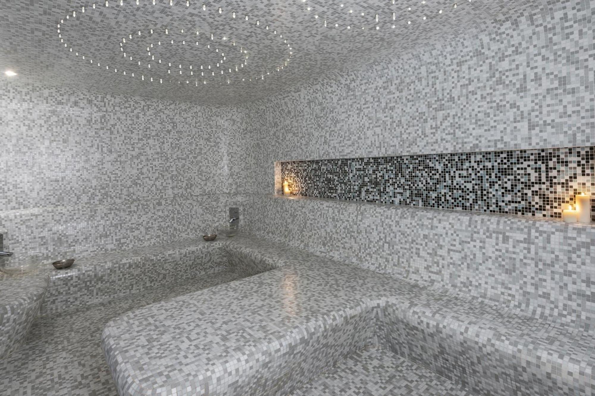 Four Points By Sheraton Doha Exteriör bild
